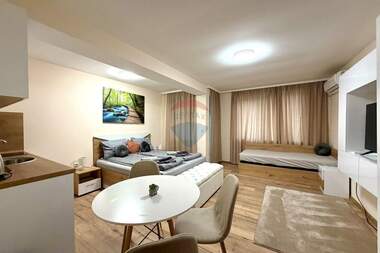 For sale - Apartment in Centеr,  Veliko Tarnovo