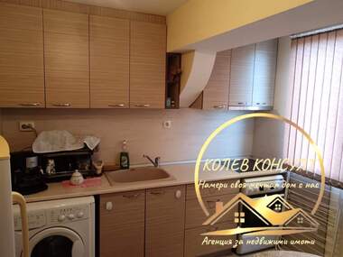 Продажба - Апартамент в Димитровград,  Хасково