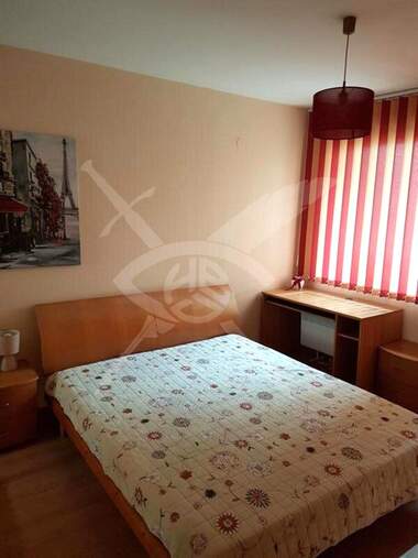 Închiriere - Apartament în Okrăjna bolnița - Generali,  Varna