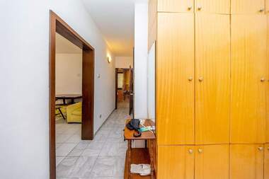 For sale - Apartment in 9-ti kvartal,  Pleven