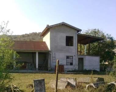 For sale - Building in Svalenik,  Ruse