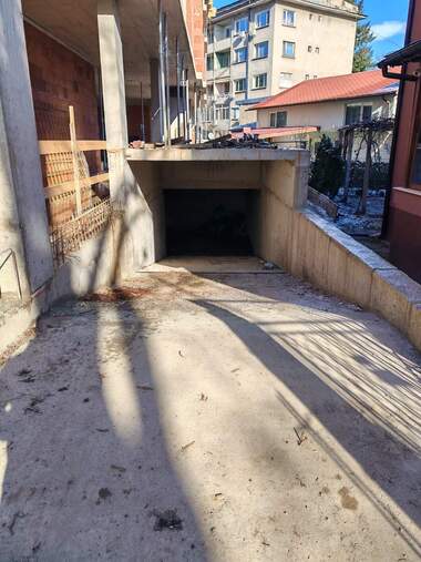 Kira - Ofis/Dükkan/Depo/Güzellik salonu/Diş ofisi olarak Centar,  Montana