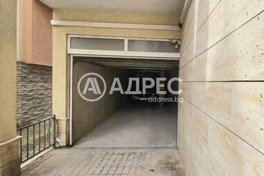 Продажба - Паркомясто в Бриз,  Варна