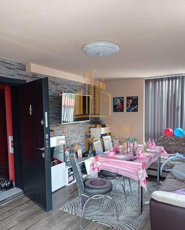 Verkauf - Wohnung in Kolhozen pazar,  Warna