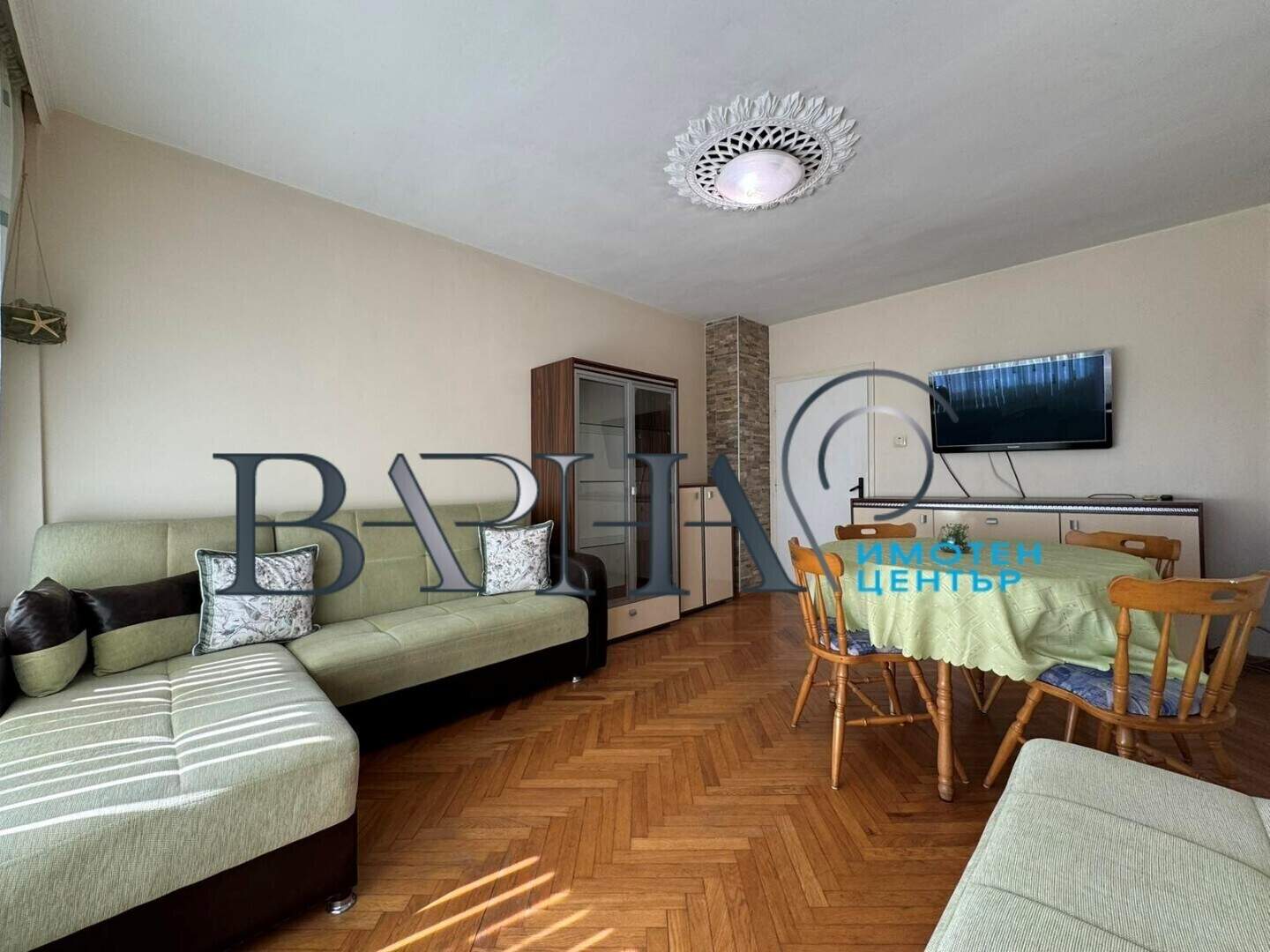 Тристаен Апартамент в Нептун, Варна – снимка 3