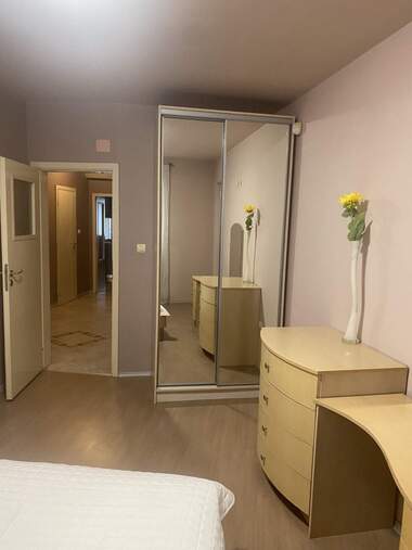 Kira - Apartman olarak Karşiaka,  Plovdiv