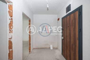 Продажба - Апартамент в Тракия,  Пловдив