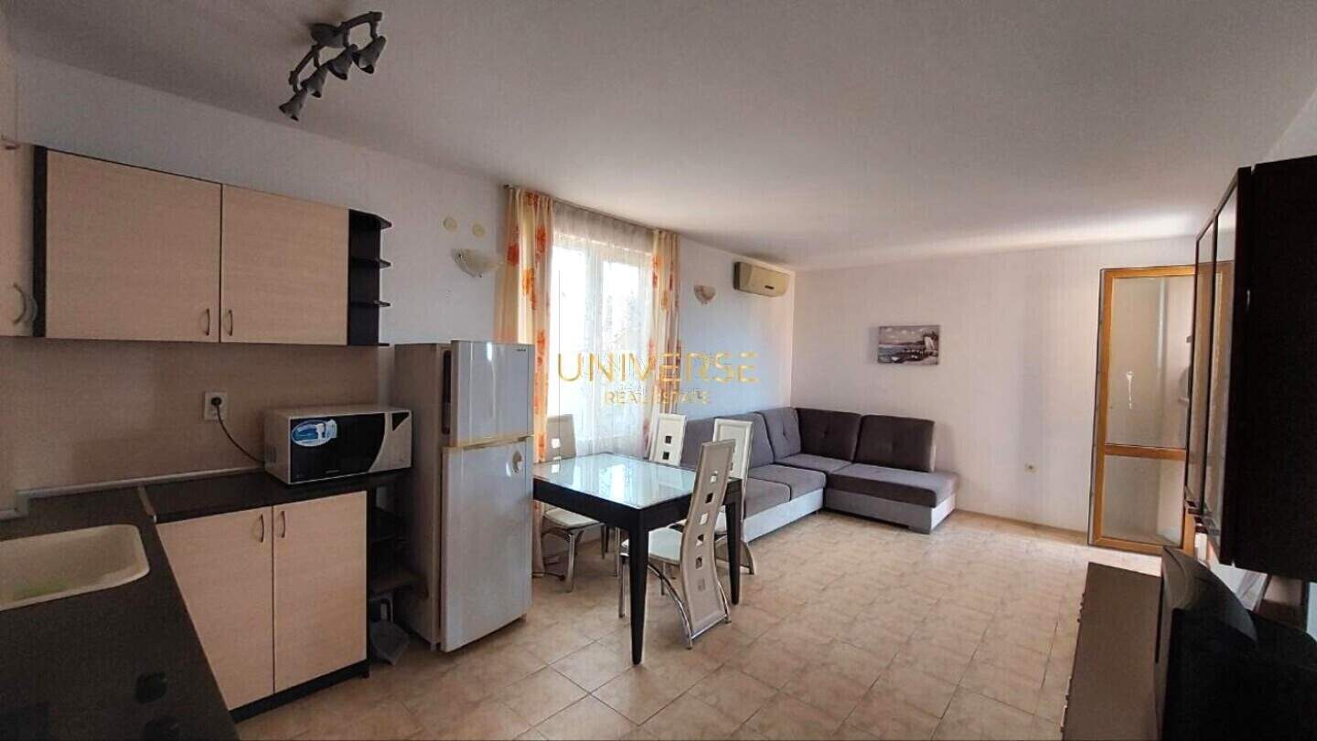 Cu trei camere Apartament în Sveti Vlas, Burgas – fotografia 3