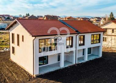 Продажба - Къща в Костинброд,  София Област