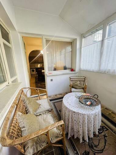 Vânzare - Apartament în Zona B-19,  Sofia