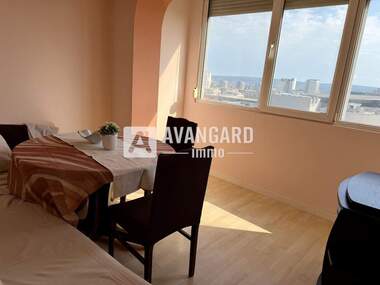 Verkauf - Wohnung in Mladost 1,  Warna