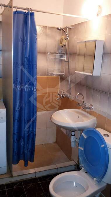 For rent - Apartment in Zimno kino Trakia,  Varna