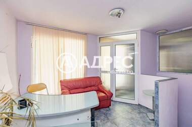 For rent - Store in Kolhozen pazar,  Varna