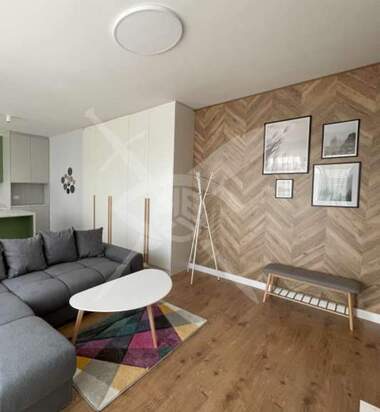 Miete - Wohnung in Mladejki halm,  Plowdiw
