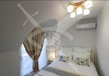 Închiriere - Apartament în Center,  Varna