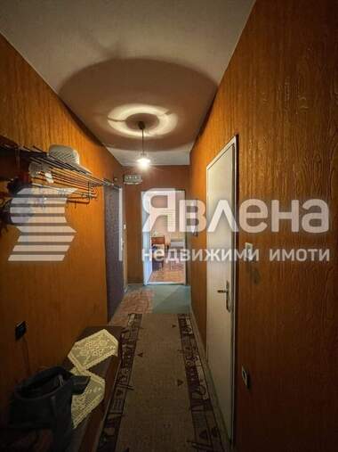 Продажа - Квартира в Карнобат,  Бургас