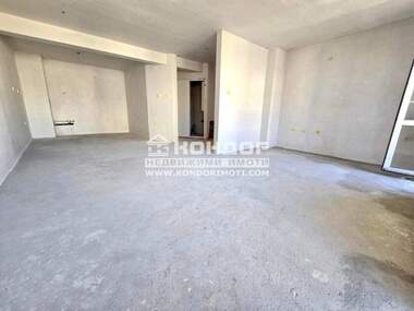 Vânzare - Apartament în Center,  Plovdiv