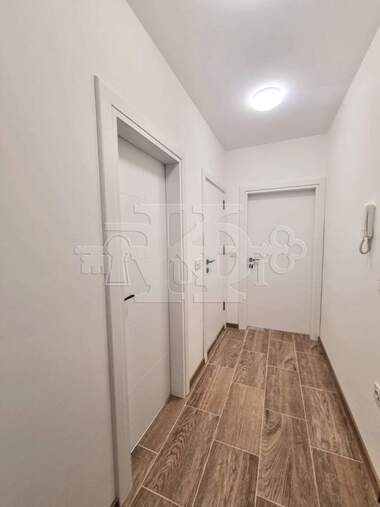 Verkauf - Wohnung in Wazrajdane 3,  Warna