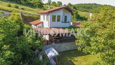 Vânzare - Casă în Mladejko,  Burgas