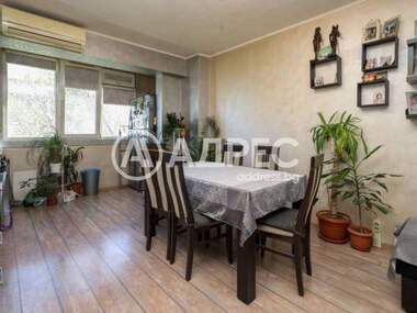 Vânzare - Apartament în Izgrev,  Burgas