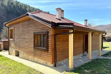 Vânzare - Casă în Drenta,  Veliko Tărnovo