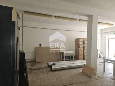 For sale - Warehouse in Promishlena zona - Iztok,  Lovech