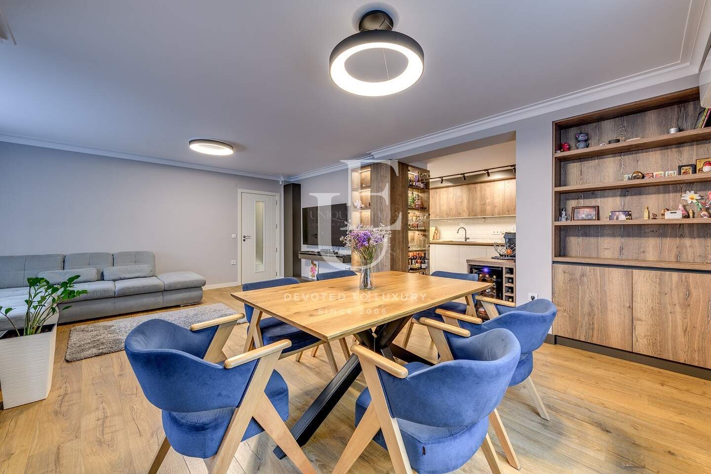 Vierzimmer Wohnung in Iwan Wazow, Sofia – Foto 2