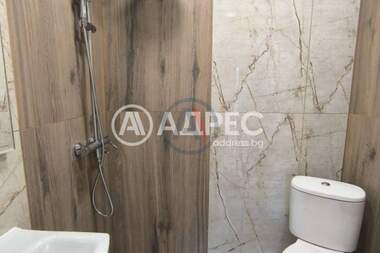 Vânzare - Apartament în Avtogara,  Varna