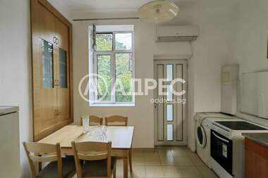 Închiriere - Apartament în Center,  Varna