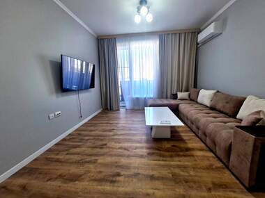 Miete - Wohnung in Izgrew,  Burgas
