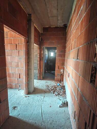 Satış - Apartman olarak Pastrina,  Montana