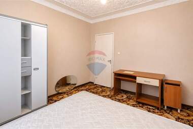 Продажба - Апартамент в Тракия,  Шумен