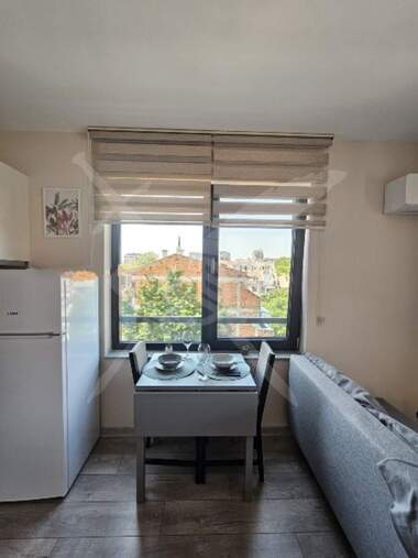 For rent - Apartment in Mladejki halm,  Plovdiv