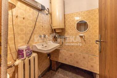 For sale - Apartment in Aksakovo,  Varna