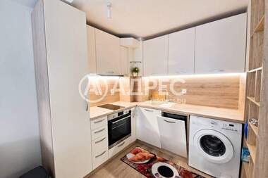 Închiriere - Apartament în Troșevo,  Varna