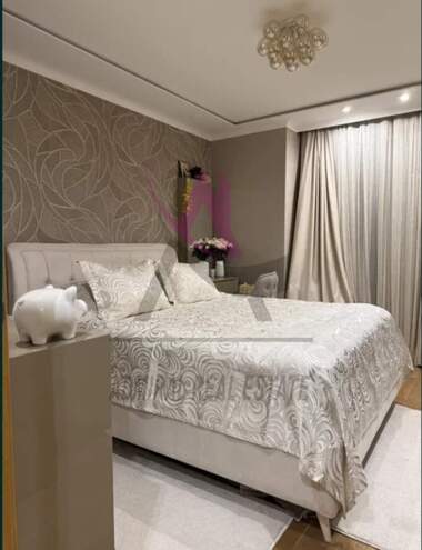 Închiriere - Apartament în Ceaîka,  Varna
