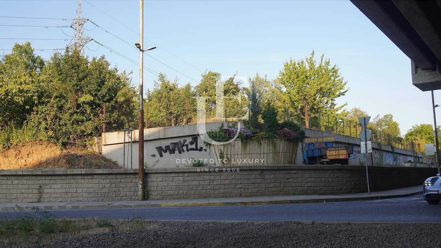 İnşaat arsası olarak V.Z. Amerikanski kolej, Sofia – fotoğraf 3