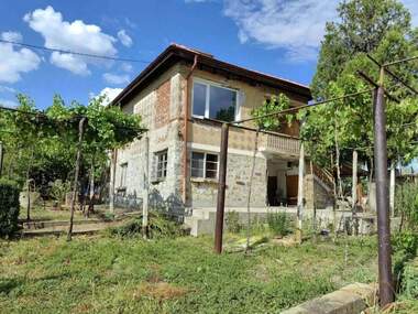 For sale - House in Briast,  Haskovo