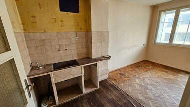 Satış - Apartman olarak Centar,  Razgrad
