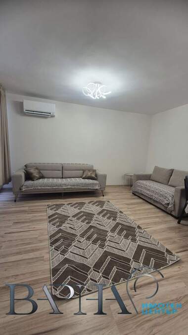 Miete - Wohnung in Mladost 2,  Warna
