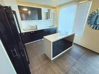 Miete - Wohnung in Slaweykow,  Burgas