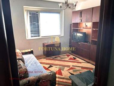 Vânzare - Apartament în Avtogara,  Varna