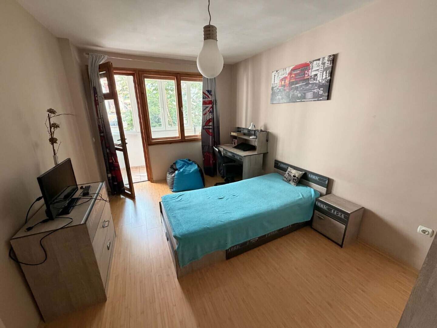 Cu trei camere Apartament în Liatno kino Trakia, Varna – fotografia 6