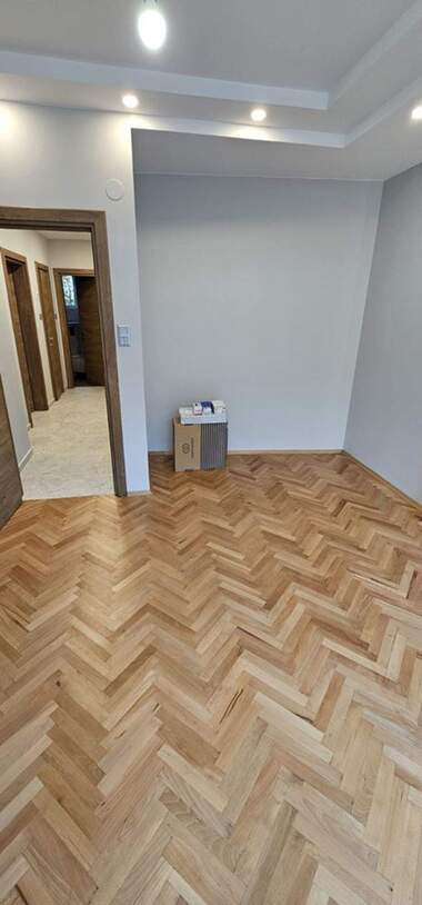 Vânzare - Apartament în Lozeneț,  Sofia