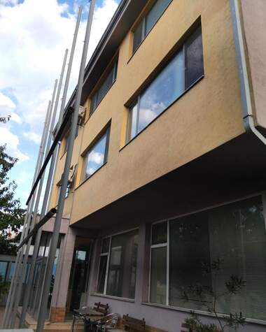 Verkauf - Industriegebäude/Autowerkstatt/Lagerhalle/Lager/Fitnessstudio in Dupniza,  Küstendil