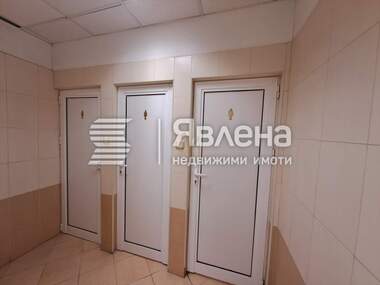 Продажба - Офис в 7-ми 11-ти километър,  София