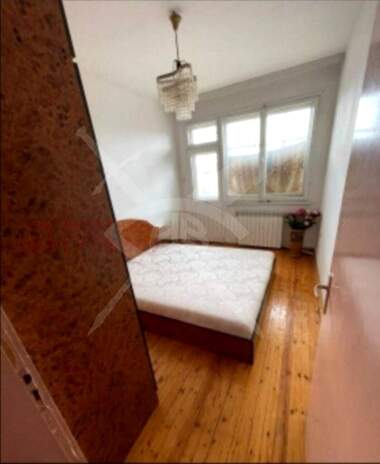 For sale - Floor of a house in Proslav,  Plovdiv