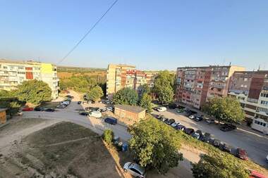 For sale - Apartment in Charodeyka - Iug,  Ruse