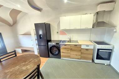 Închiriere - Apartament în Asparuhovo,  Varna