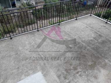 For rent - Floor of a house in Zvezditsa,  Varna